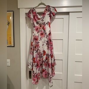Vintage Floral Midi Dress!